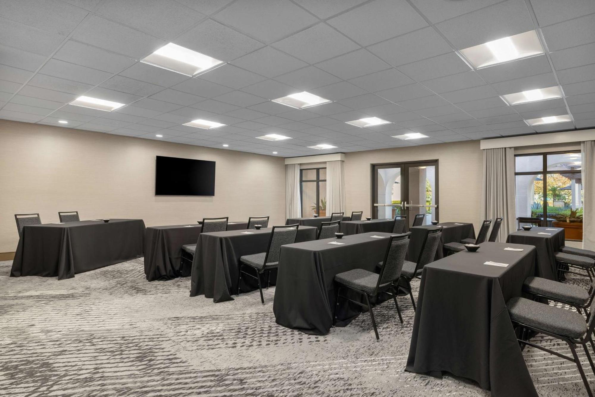 Homewood Suites By Hilton San Diego Airport-Liberty Station Dış mekan fotoğraf
